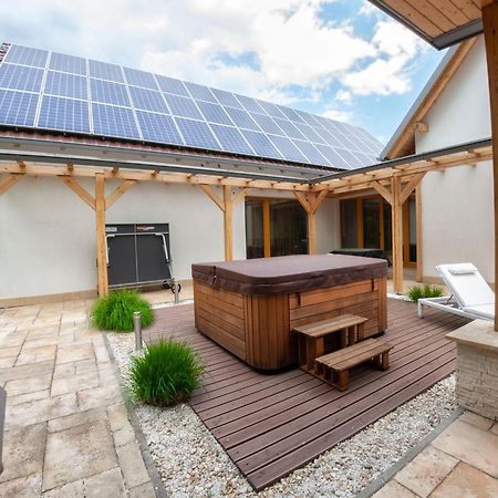 Dozmat Villa Quality Wellness מראה חיצוני תמונה
